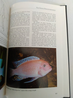 African Cichlids II: Cichlids from Eastern Africa : A Handbook for Their Identification, Care and Breeding by Wolfgang Staeck & Horst Linke